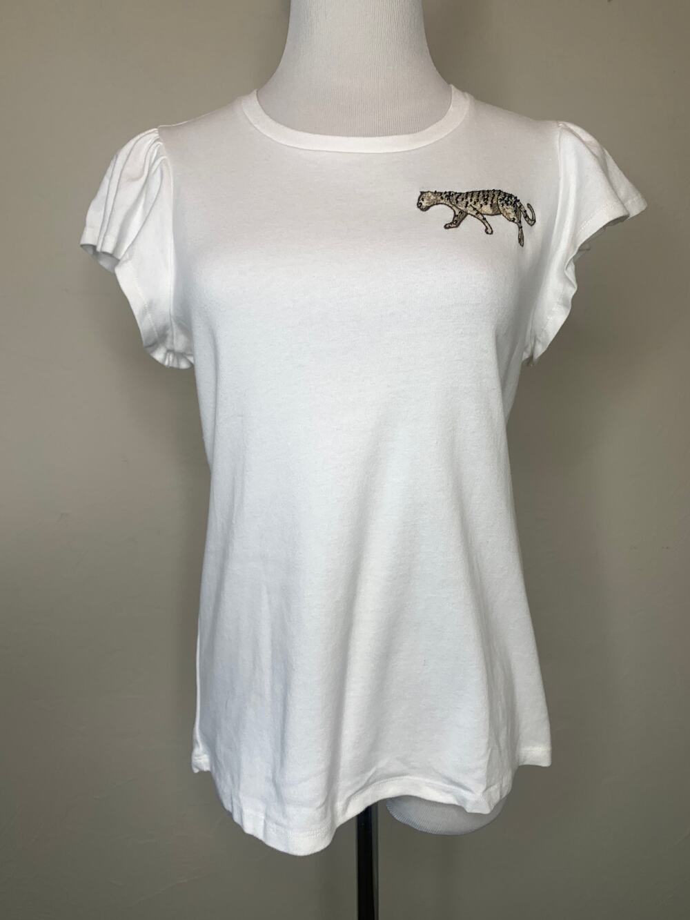 Charter Club Jaguar Applique T Shirt Ruffle Sleeve Beaded Sz Small